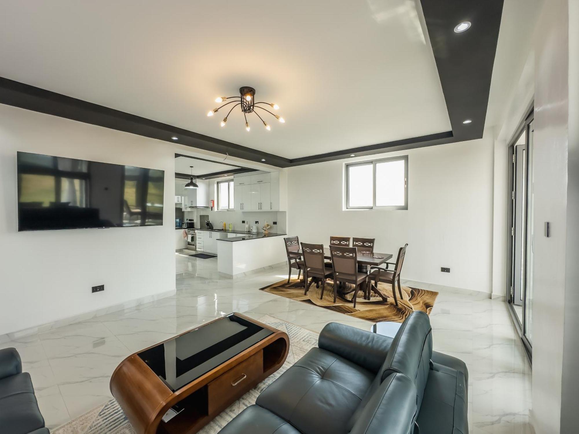 Avian Court Penthouse Aparthotel Naivasha Exterior photo